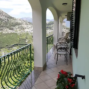Gerry House Hébergement de vacances